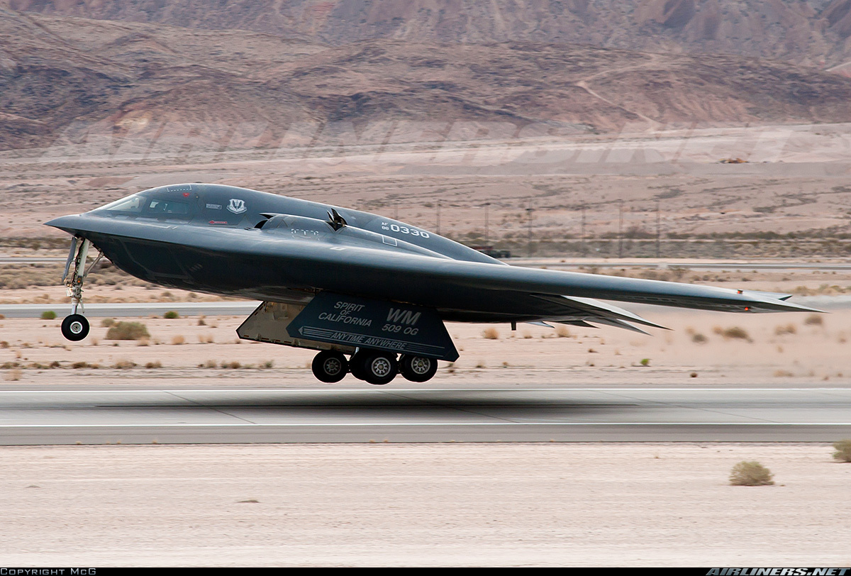 Б 21. B-2 Spirit: стелс-бомбардировщик. Стелс бомбардировщик б2. B-2 Spirit Stealth Bomber. Самолет стелс b2.