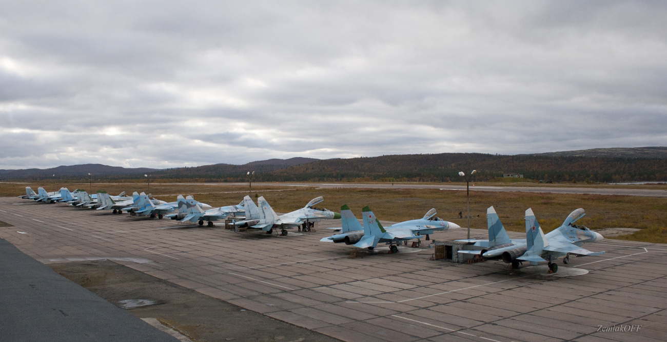 Морозовка аэродром. Су-27 килп-Явр. Килп-Явр аэродром. Авиабаза Килпъявр. Килпъявр Мурманск аэродром.