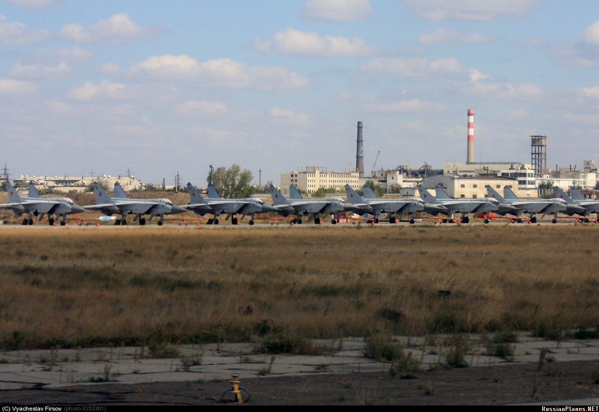 Казахстан 31. Аэродром жана семей Семипалатинск. Семипалатинск аэродром военный. Военный аэродром жана-семей. Гражданский аэропорт Семипалатинска.