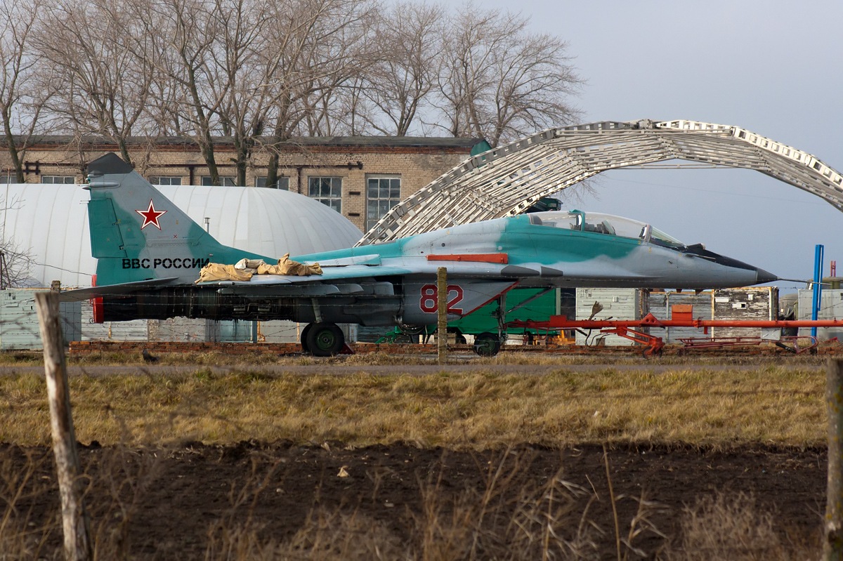 Аэродром кущевская. Станица Кущевская авиабаза. Военный аэродром Кущевская. Аэродром Тихорецк. Лунинец аэродром.