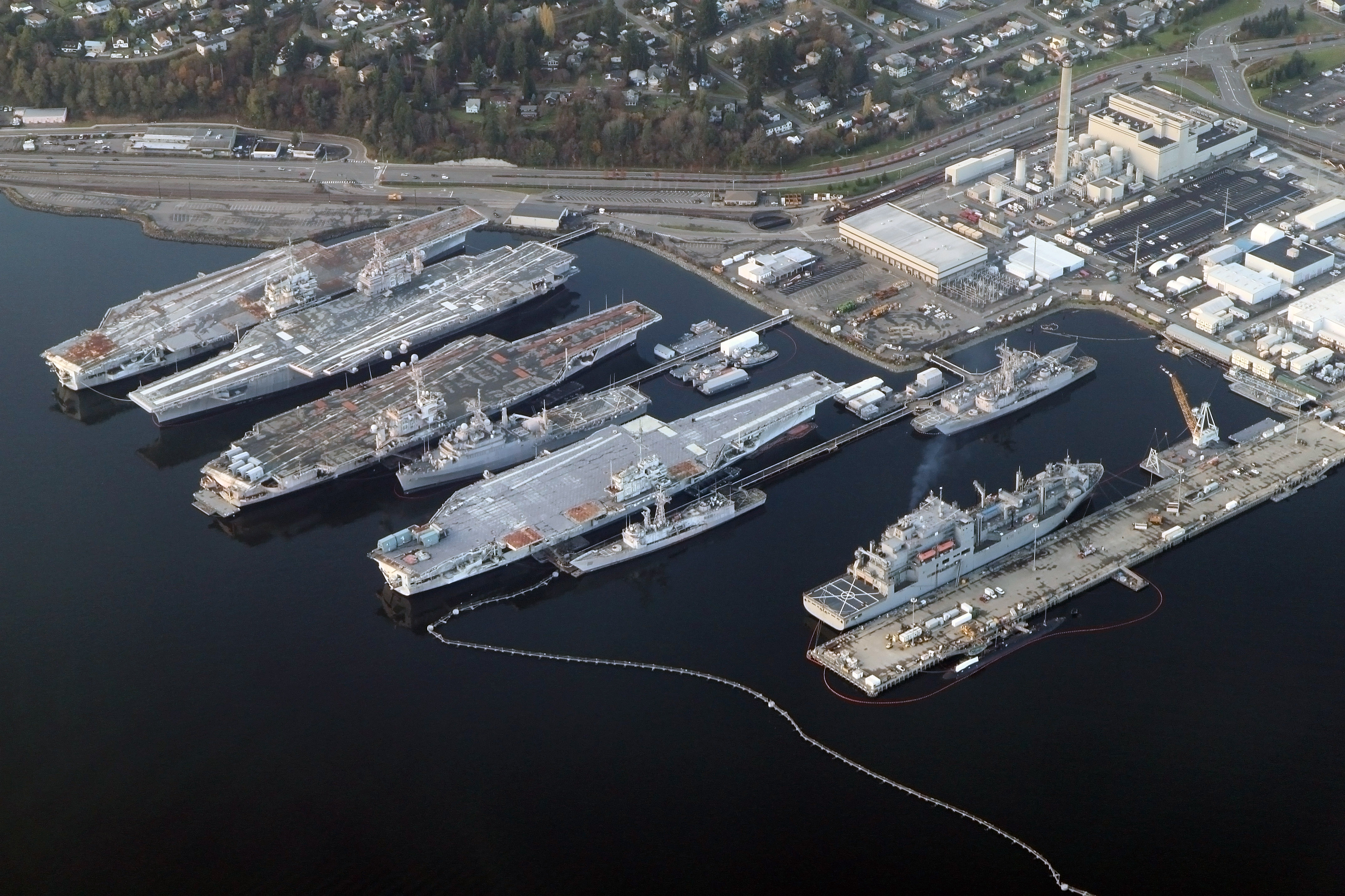 Naval base. Норфолк база ВМФ США. Военно морская база США Норфолк. Военно-морская верфь «Норфолк», США.. База ВМС США Норфолк.