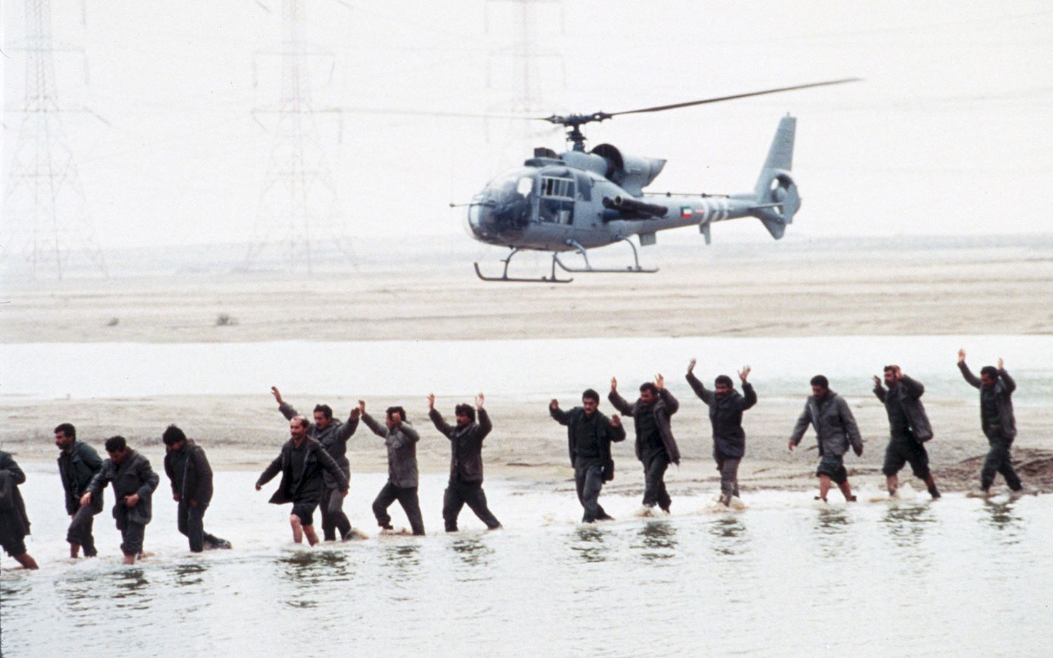 Ирак кувейт. Буря в пустыне операция 1991. Операция буря в пустыне 1991 год. Ирак 1991 буря в пустыне. Вторжение Ирака в Кувейт в 1990.