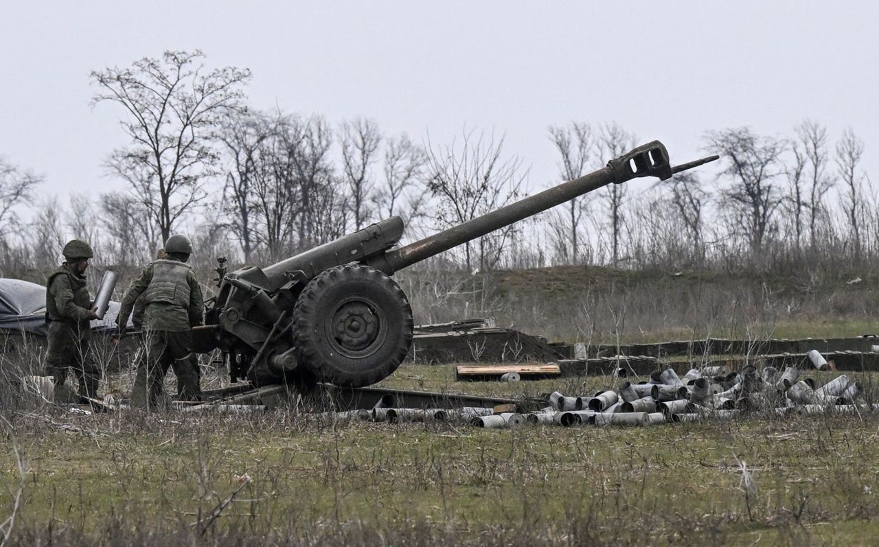 Жесткая артиллерия. Д-30 гаубица на Украине. Батарея американских гаубица м777. Гаубица м777 снаряд. M777 155mm Howitzer.