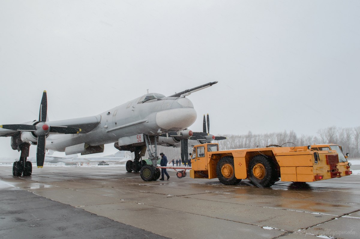 Дальняя и военно транспортная авиация. Аэродром Дягилево Рязань. Дягилево аэродром дальней авиации. Авиабаза Дягилево Рязань.