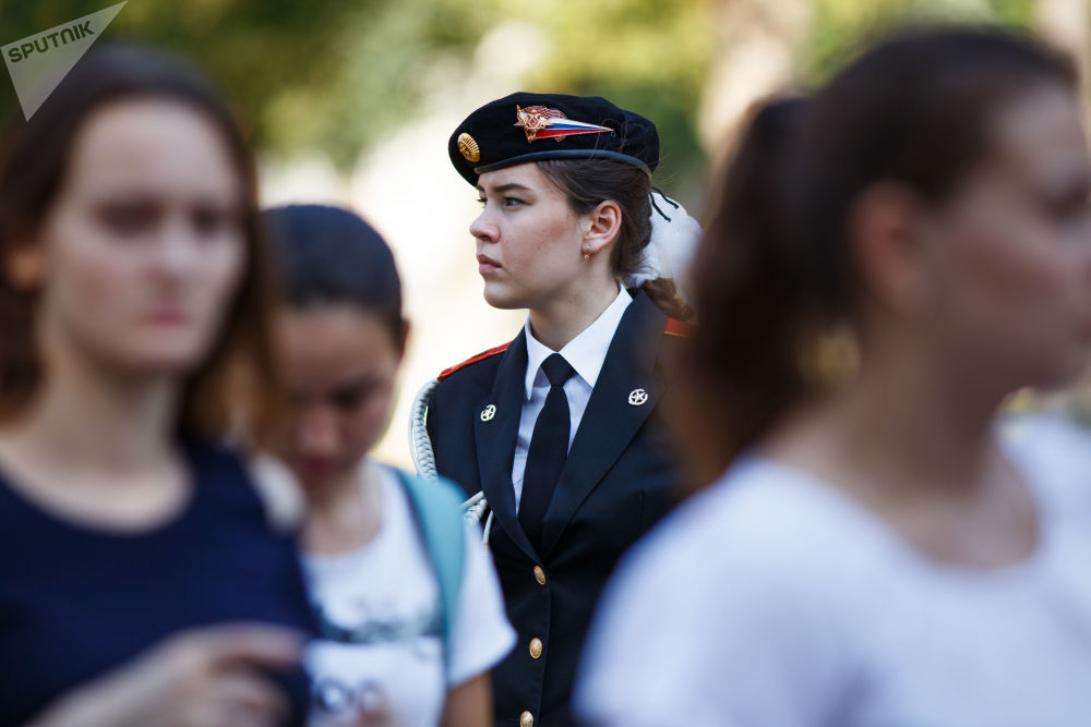 Пойти учиться в лет. Елена Шмидт КВВАУЛ. Курсантки Краснодарского военного училища КВВАУЛ. Курсантки летного училища Краснодар. Девушки курсантки Краснодарского училище летчиков.